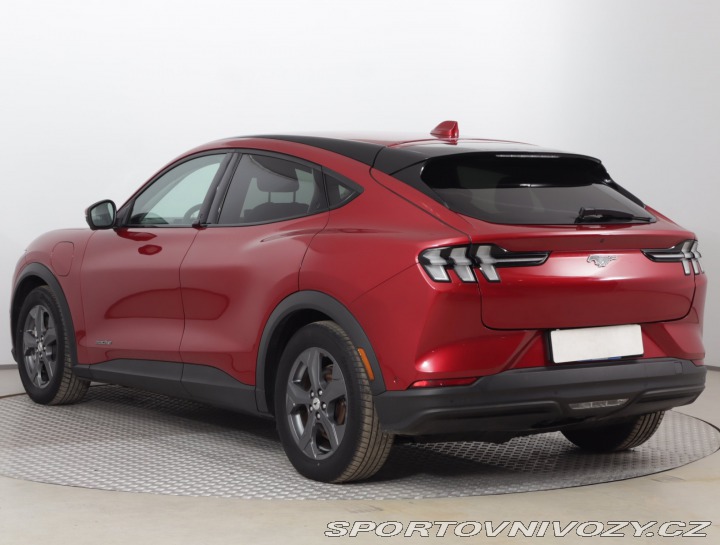 Ford Mustang Mach-E  Standard Range RW 2021