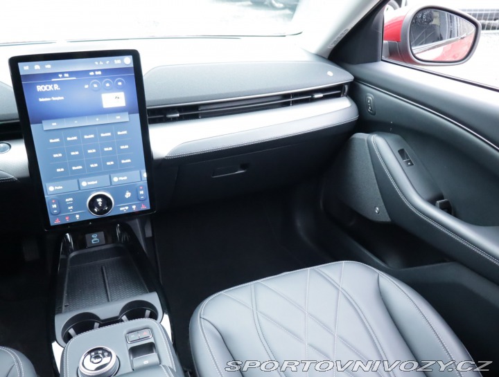 Ford Mustang Mach-E  Standard Range RW 2021