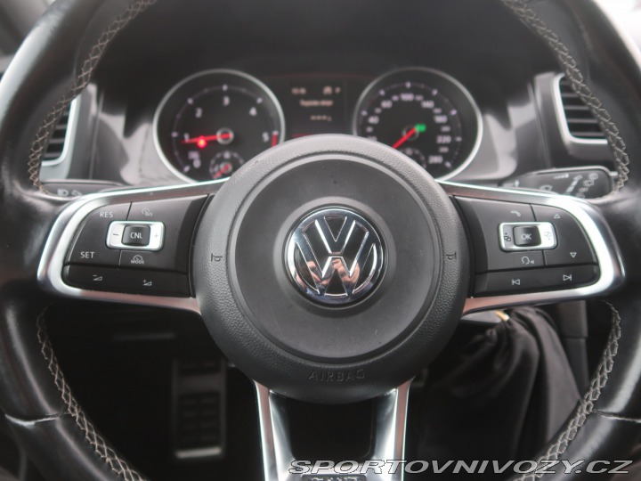 Volkswagen Golf 2.0 TDI GTD 2016