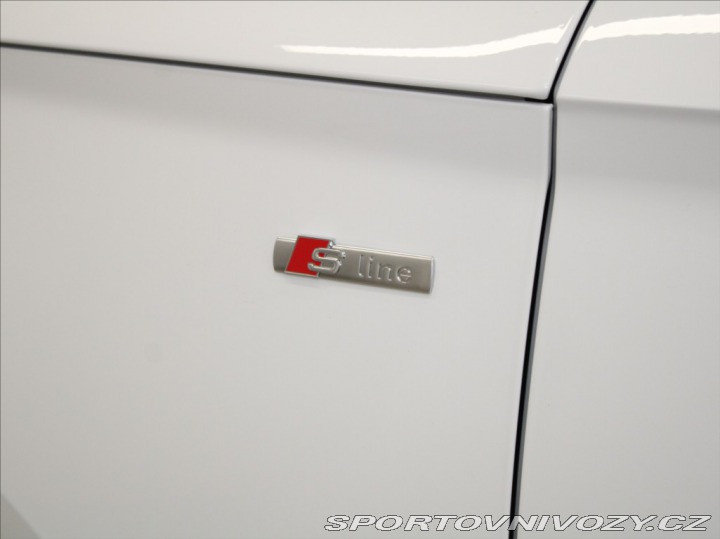 Audi Ostatní modely Q5 2,0 40TDi Q.SB S-Line 182 2022