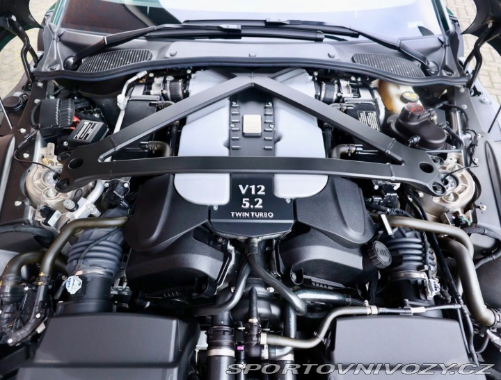 Aston Martin Vantage V12 Vantage | 1/333 ks - 2023