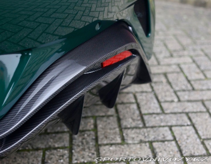 Aston Martin Vantage V12 Vantage | 1/333 ks - 2023