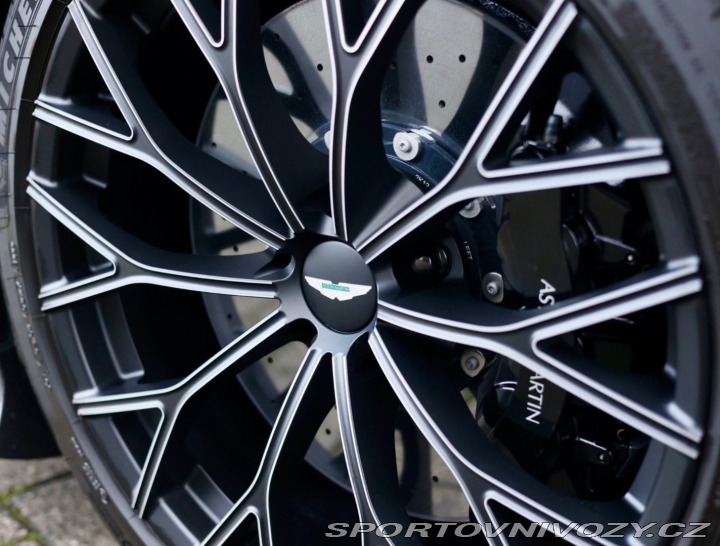 Aston Martin Vantage V12 Vantage | 1/333 ks - 2023