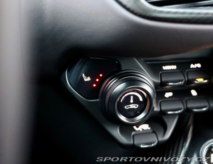 Aston Martin Vantage V12 Vantage | 1/333 ks - 2023