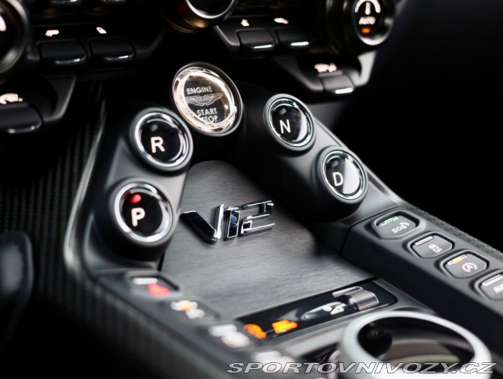 Aston Martin Vantage V12 Vantage | 1/333 ks - 2023