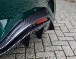 Aston Martin Vantage V12 Vantage | 1/333 ks - 2023