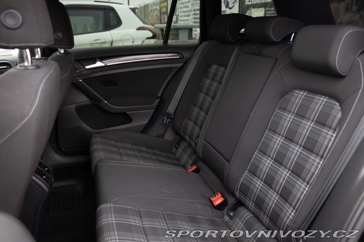 Volkswagen Golf Variant  GTD 2.0 TDI BMT 2015