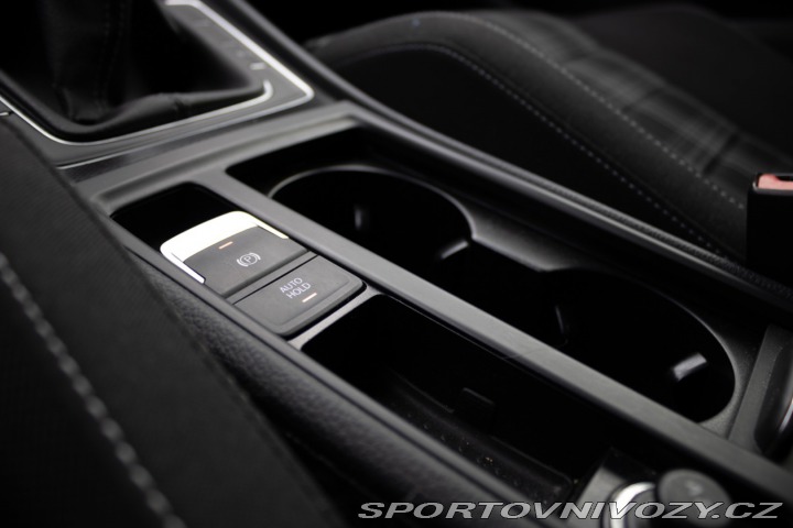 Volkswagen Golf Variant  GTD 2.0 TDI BMT 2015