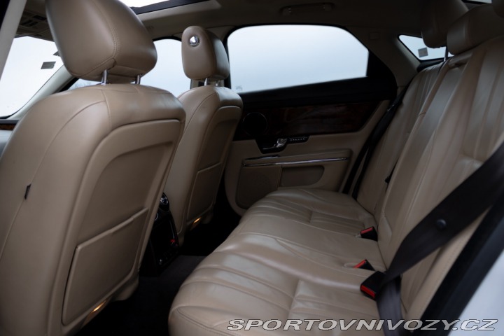 Jaguar XJ 3.0 V6 DIESEL Premium Lu 2011