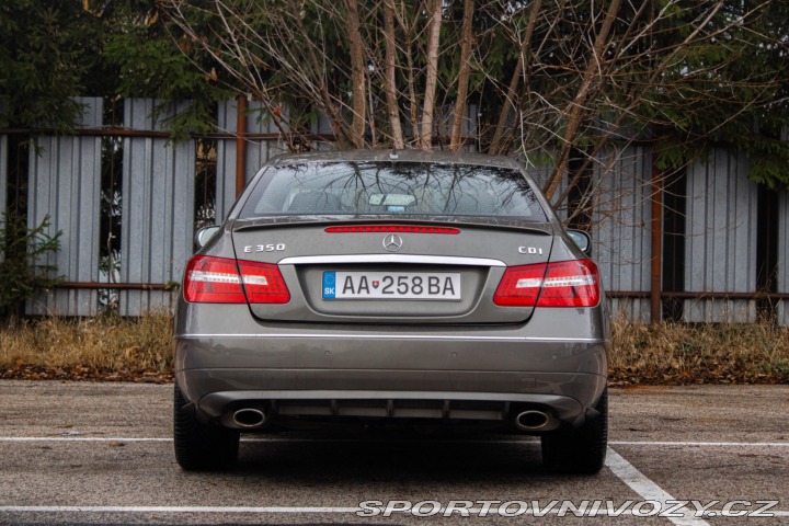 Mercedes-Benz E Kupé  350 CDI Blue / AJ N 2010