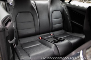 Mercedes-Benz E Kupé  350 CDI Blue / AJ N 2010