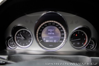 Mercedes-Benz E Kupé  350 CDI Blue / AJ N 2010
