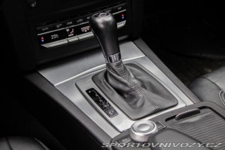 Mercedes-Benz E Kupé  350 CDI Blue / AJ N 2010