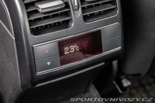 Mercedes-Benz E Kupé  350 CDI Blue / AJ N 2010