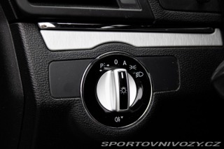 Mercedes-Benz E Kupé  350 CDI Blue / AJ N 2010