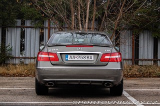 Mercedes-Benz E Kupé  350 CDI Blue / AJ N 2010