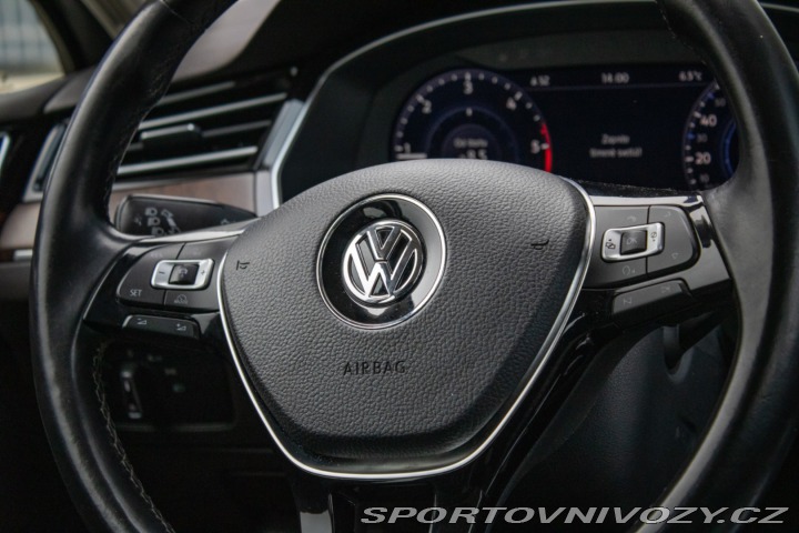 Volkswagen Ostatní modely Passat Variant Variant  2.0 BiTDI 240k H 2016