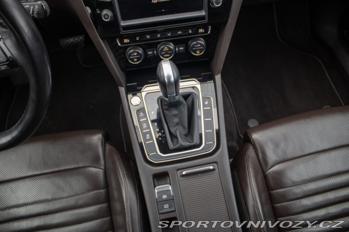 Volkswagen Ostatní modely Passat Variant Variant  2.0 BiTDI 240k H 2016