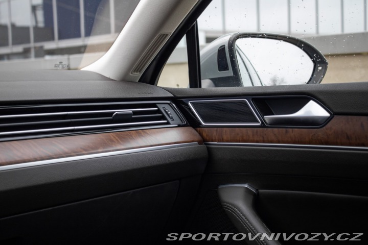 Volkswagen Ostatní modely Passat Variant Variant  2.0 BiTDI 240k H 2016