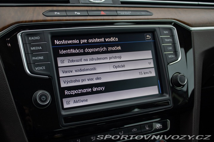 Volkswagen Ostatní modely Passat Variant Variant  2.0 BiTDI 240k H 2016