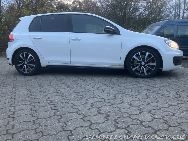 Volkswagen Golf 6 GTI 2011