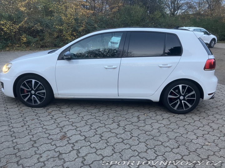 Volkswagen Golf 6 GTI 2011