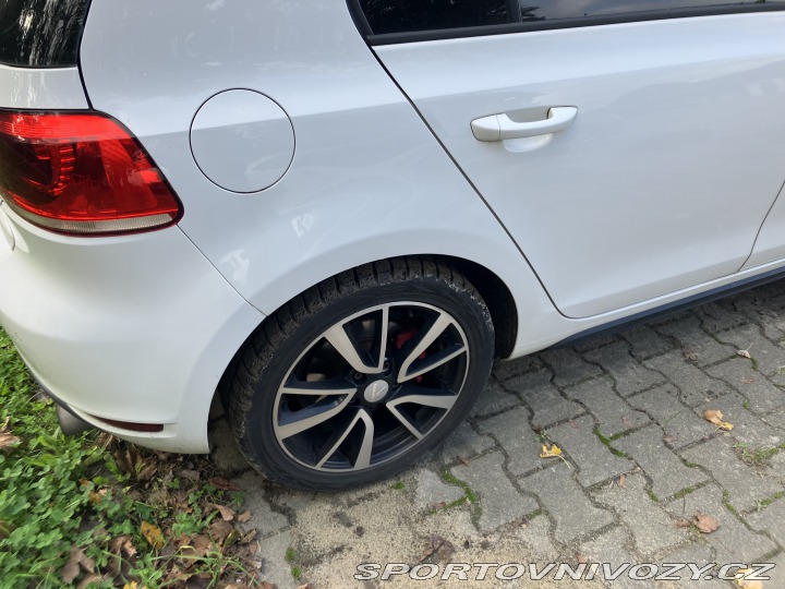 Volkswagen Golf 6 GTI 2011