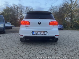 Volkswagen Golf 6 GTI 2011
