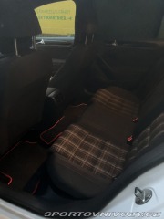 Volkswagen Golf 6 GTI 2011