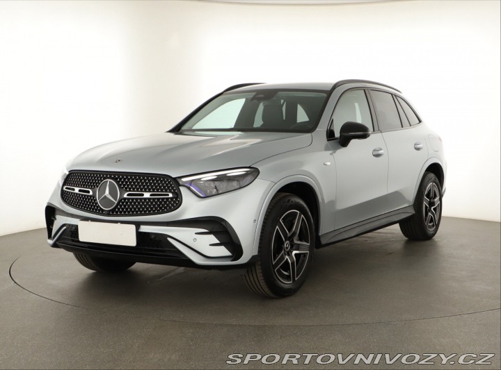 Mercedes-Benz Ostatní modely GLC AMG Line GLC 300 e 4MATIC 2025