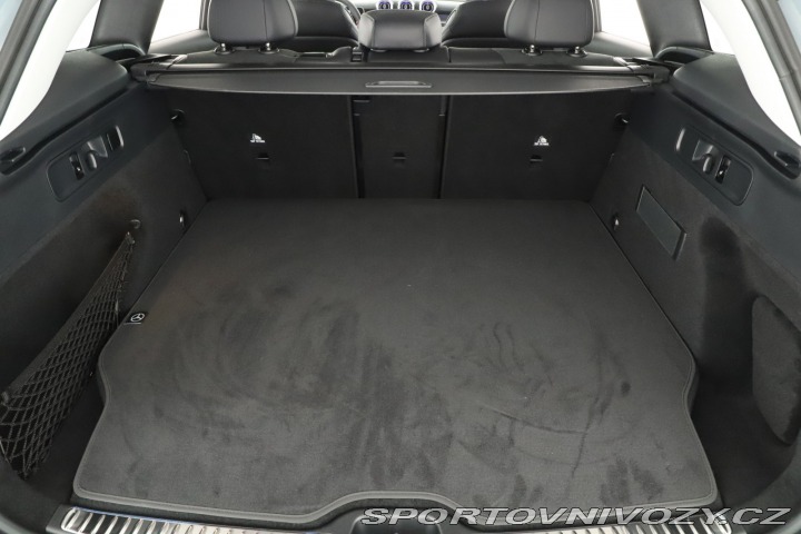 Mercedes-Benz Ostatní modely GLC AMG Line GLC 300 e 4MATIC 2025