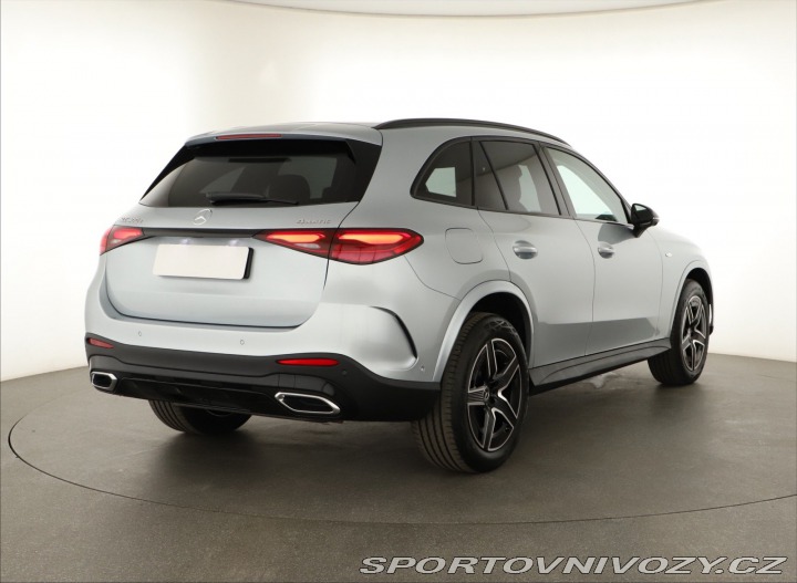 Mercedes-Benz Ostatní modely GLC AMG Line GLC 300 e 4MATIC 2025