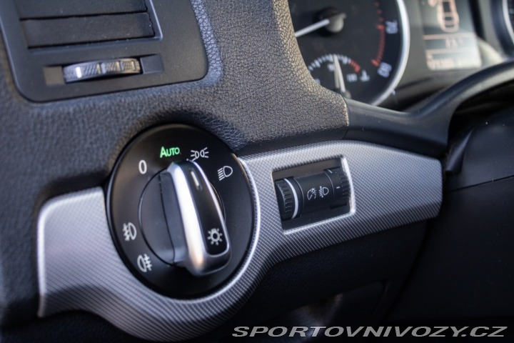 Ostatní značky Ostatní modely Osobné a úžitkové autá Abarth Abarth Octavia   Elegance 2011