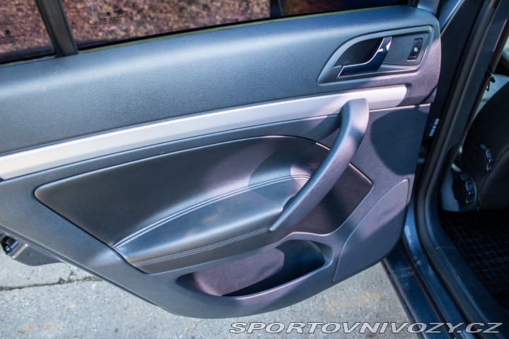 Ostatní značky Ostatní modely Osobné a úžitkové autá Abarth Abarth Octavia   Elegance 2011