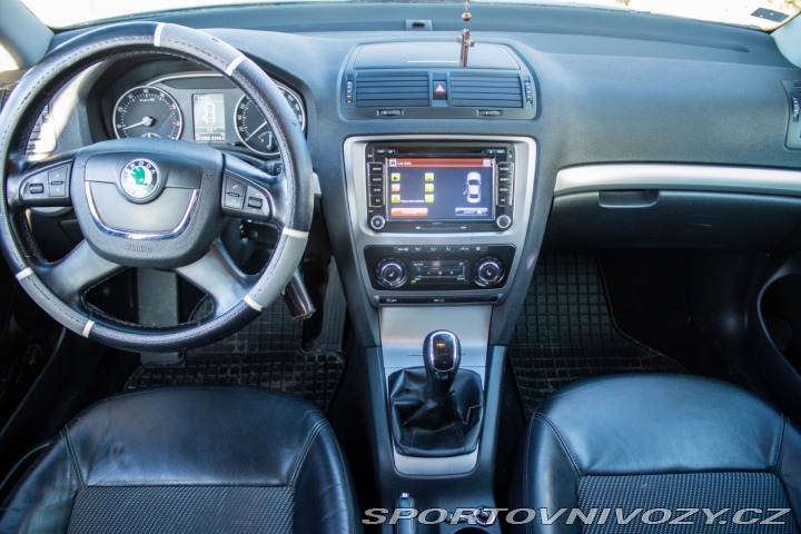 Ostatní značky Ostatní modely Osobné a úžitkové autá Abarth Abarth Octavia   Elegance 2011