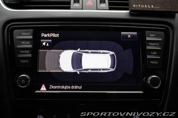 Škoda Octavia RS Combi  RS 2.0 TDI DPF DSG 2015