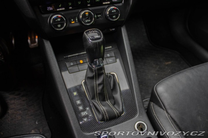 Škoda Octavia RS Combi  RS 2.0 TDI DPF DSG 2015