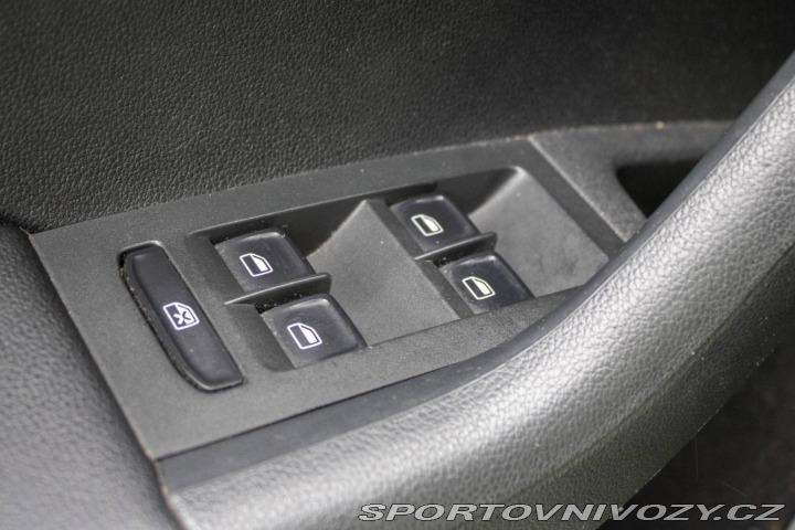 Škoda Octavia RS Combi  RS 2.0 TDI DPF DSG 2015