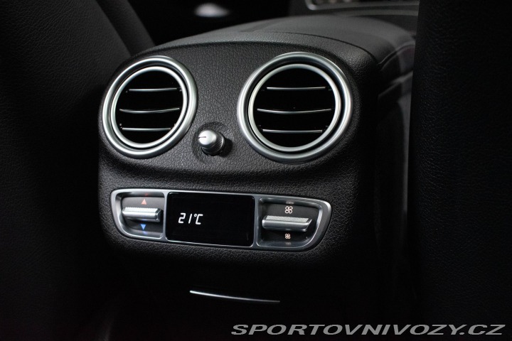 Mercedes-Benz E E 300d 4M*AMG*AIR*DPH*ČR 2022