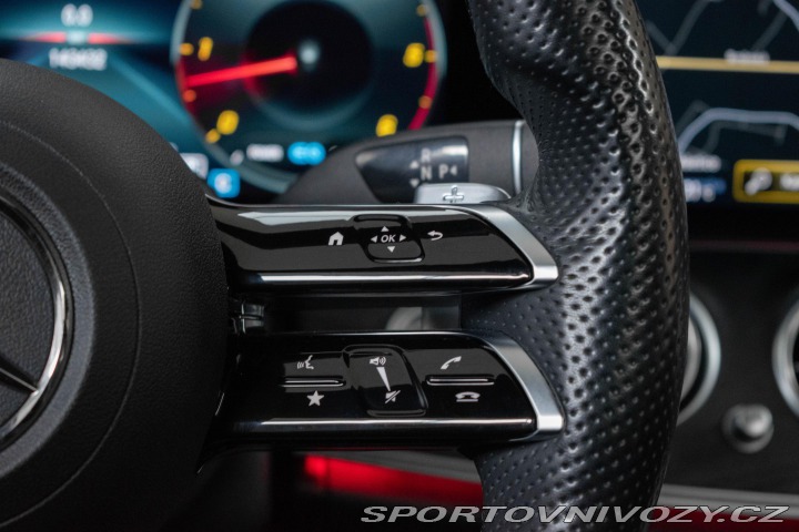 Mercedes-Benz E E 300d 4M*AMG*AIR*DPH*ČR 2022