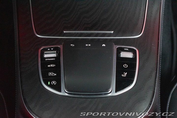 Mercedes-Benz E E 300d 4M*AMG*AIR*DPH*ČR 2022