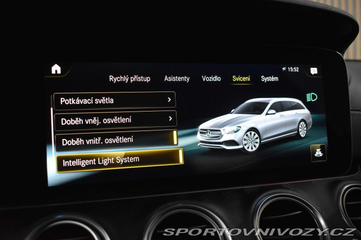 Mercedes-Benz E E 300d 4M*AMG*AIR*DPH*ČR 2022