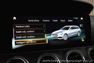 Mercedes-Benz E E 300d 4M*AMG*AIR*DPH*ČR 2022