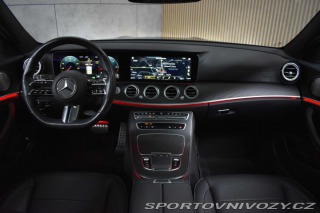 Mercedes-Benz E E 300d 4M*AMG*AIR*DPH*ČR 2022