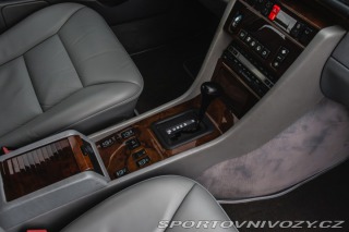 Mercedes-Benz E 400 E W124 1992