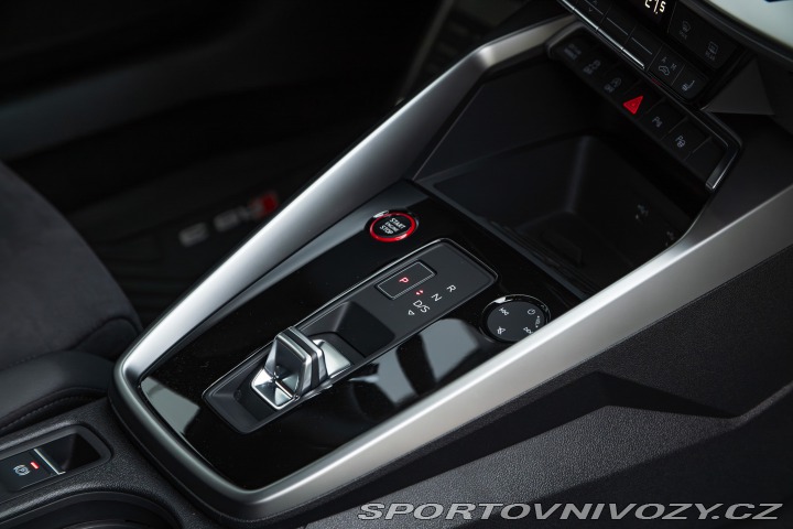 Audi RS3 REZERVACE 2022