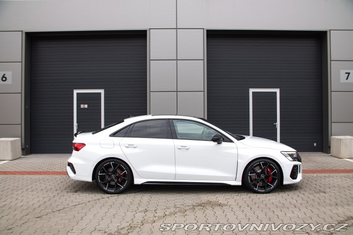 Audi RS3 REZERVACE 2022