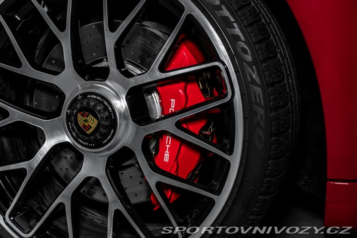 Porsche 911 GTS 991.2 1800