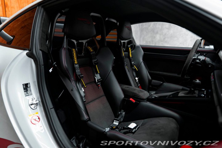 Porsche 911 GT3RS Weissach, Lift, Car 1800