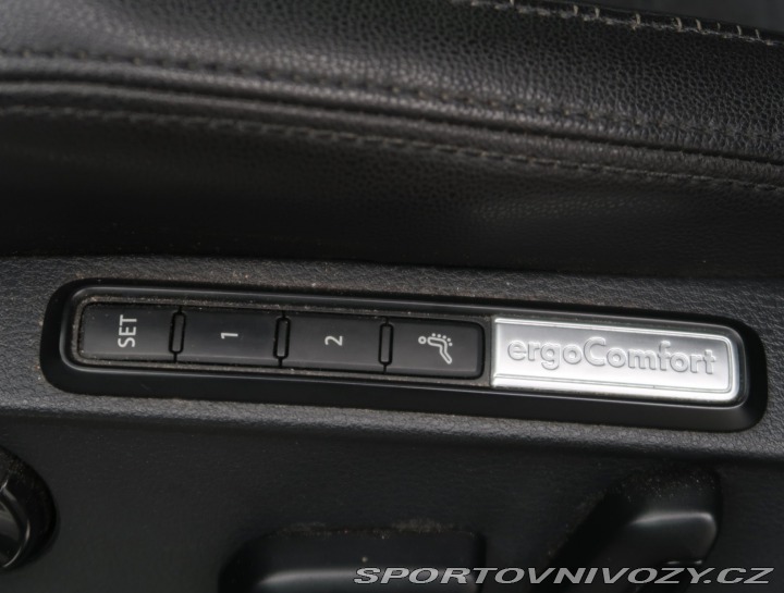 Volkswagen Ostatní modely Passat Highline 2.0 BiTDI 2015